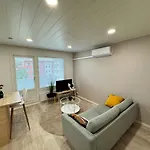 Convenient For 2 Huoneisto *
